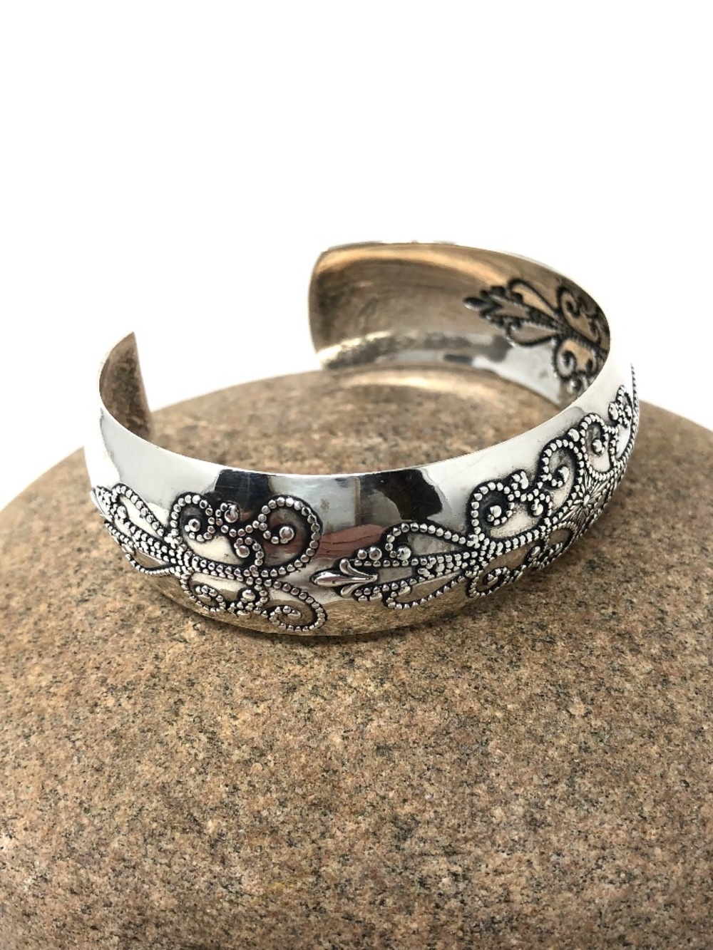 Beau Sterling vintage Balinese-style bead and scroll work cuff bracelet - 16.5g